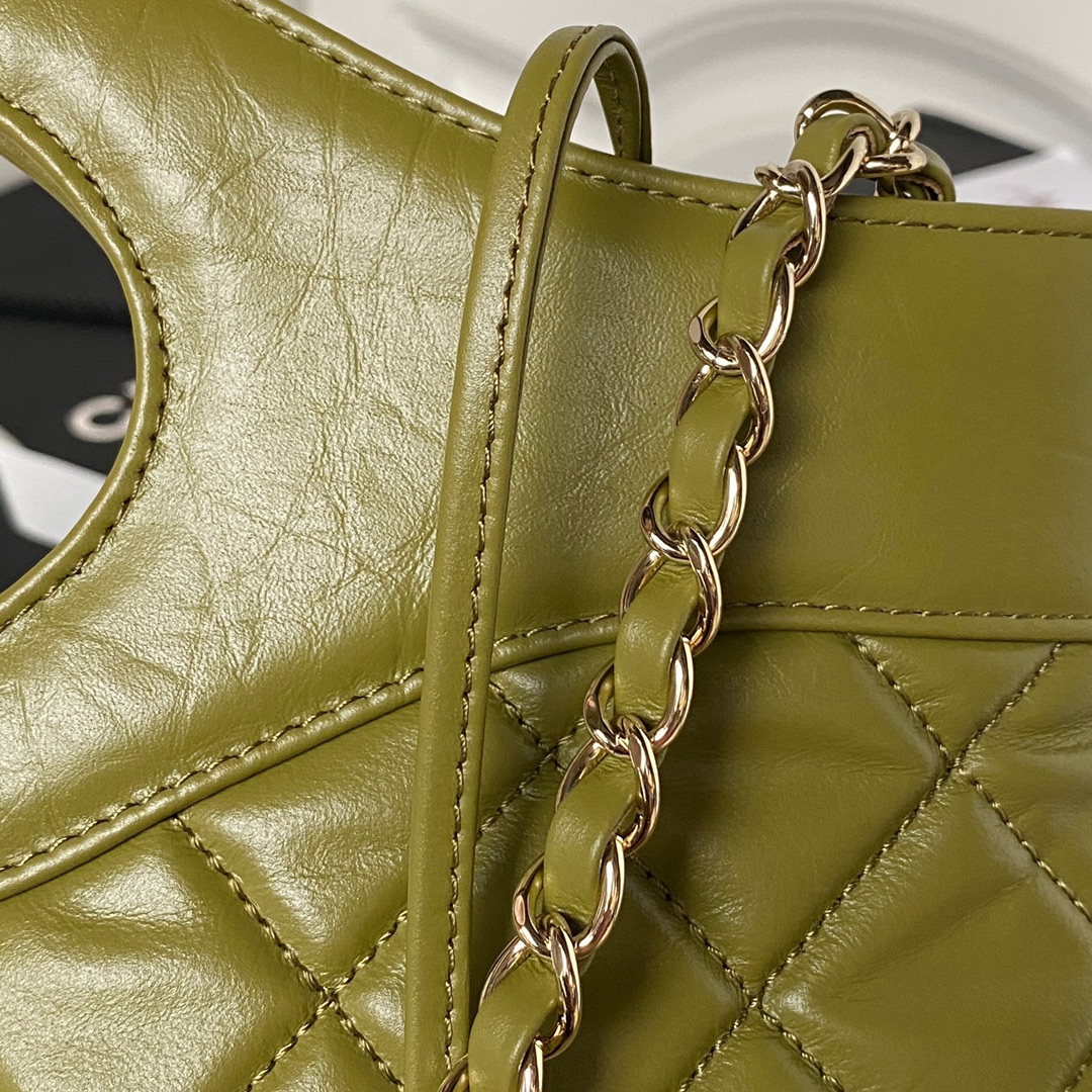 Calfskin Large 31 Chain Shoulder Bag Handbag AS1010 Grass Green